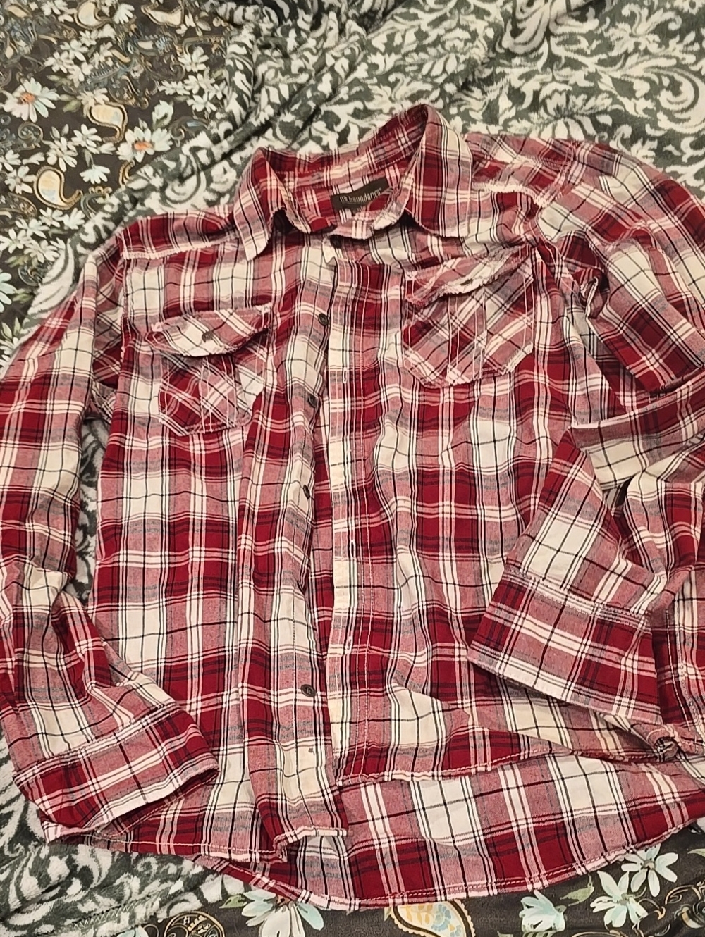❤️10/$13 No Boundaries Red and White Plaid Shirt